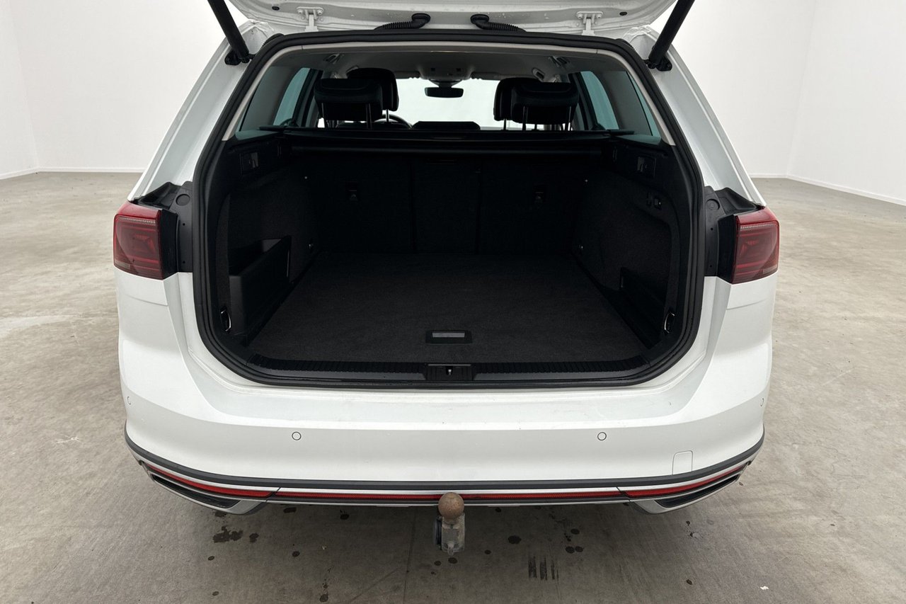 Volkswagen Passat Alltrack TD...