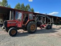 Traktor VOLVO BM VALMET 505 med Skogsvagn