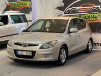 Hyundai i30 1.6 CRDI AUTOMAT NY BESIKTAD NY SERVAD