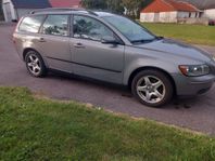 Volvo V50 2.4