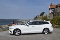 Volvo V60 D3 Advanced Edition, Momentum, VOC, Skinn