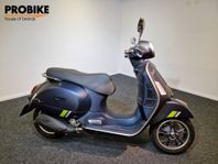 Piaggio Vespa GTS 300 Super Tech