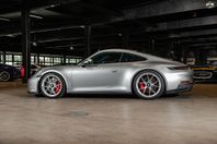 Porsche 992 GT3 Touring / Houndstooth / 152 mil / MOMS