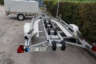 Nordic1300BT Båttrailer Lastvikt 920kg Bromsat Registrerat