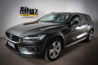 Volvo V60 Cross Country B4 AWD AutMomentum Glastaklucka Harm