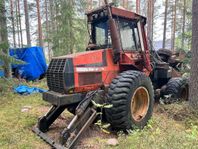 Skördare Valmet 902