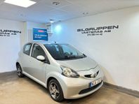 Toyota Aygo 5-dörrar 1.0 68HK / Ny Bes / Ny Serv / Kamkedja