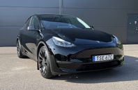 Tesla Model Y Performance / Moms / 1 äg / V-hjul