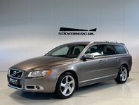 Volvo V70 D5 Geartronic Summum PDC, R-Design front D-värmare