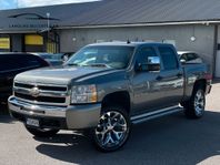 Chevrolet Silverado 1500 Crew Cab 5.3 V8 4WD Hydra-Matic 320