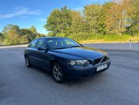 Volvo S60 2.4   Nybesiktad  825kr/24mån Räntefritt