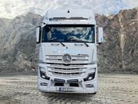 Mercedes-Benz Actros 2553 Dragbil