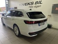 Volkswagen Passat B9 BUSINESS 1.5 TSI EHYBRID K