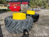 Däck på fälg med distansring Goodyear 800/70R