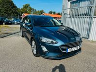 Ford Focus 1.0 125HK ECOBOOST TITANIUM KOMBI / DRAG