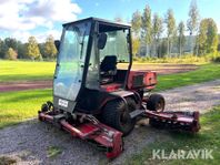 Åkgräsklippare Toro Reelmaster 450 D med hytt