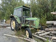 Traktor John Deere 2130