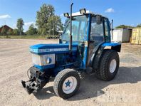 Traktor FORD 1910/II 4WD - Vikplog & Sandspridare