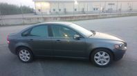 Volvo S40 2,4, A-traktor, bensin, manuell