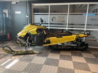 Ski-Doo Freeride 146" 850 E-Tec -25