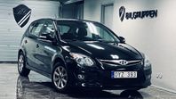 Hyundai i30 1.6 CRDi Business Euro 5|Nybesiktigad|P-sensor|