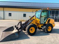 Volvo L25F lastmaskin, endast 2700 tim, nya däck