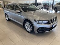 Volkswagen Passat GTE 218HK Värmare Drag Navigation