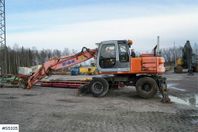 Grävmaskin Hitachi  EX165W med tillbehör