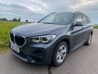 BMW X1 xDrive25e Aktiv farthållare Navi Drag Låga mil Byte