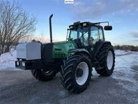 Midjestryd Valtra traktor X110 med twintrac