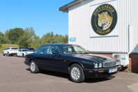 Jaguar XJ 3.2 V8, helrätt färger, MYCKET fin!