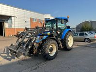 Traktor New Holland TD5.85 med frontlyft