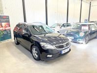 Kia CEED 1.6 CRDi ECO (Årsskatt 1520kr) Ny Besiktad 128HK