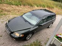 Volvo V70 2.5Turbo 210hk Kinetic Nybesiktigad och skatta BUD