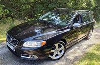 Volvo V70 T4 Momentum, R-DESIGN Euro 5 Nybesiktad