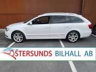 Skoda Superb Kombi 2.0 TDI 4x4 D-värm Navi Drag Ny servad