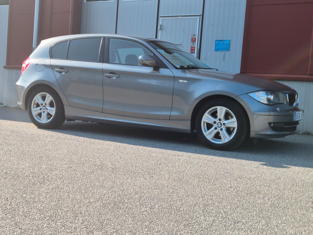 For sale - BMW 118i 5-door Steptronic, 143hp, 2011 for sale at Haningemotor