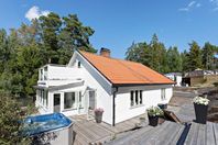 Bostad uthyres - hus i Nacka - 5 rum, 185m²