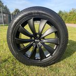 Nya 19" vinterhjul med Pirelli & TPMS till Tesla inkl. frakt