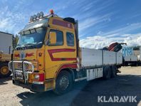 Flakbil Volvo FH12 6X2 med kran