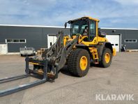 Hjullastare Volvo L90H med pallgafflar