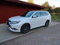 Mitsubishi Outlander PHEV CVT Euro 6 Kuro Edition