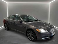 Jaguar XF 3.0 V6 Nykamrem/ Keyless/ Backkamera/ GPS