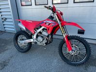 Honda CRF 250 RX i kanonskick