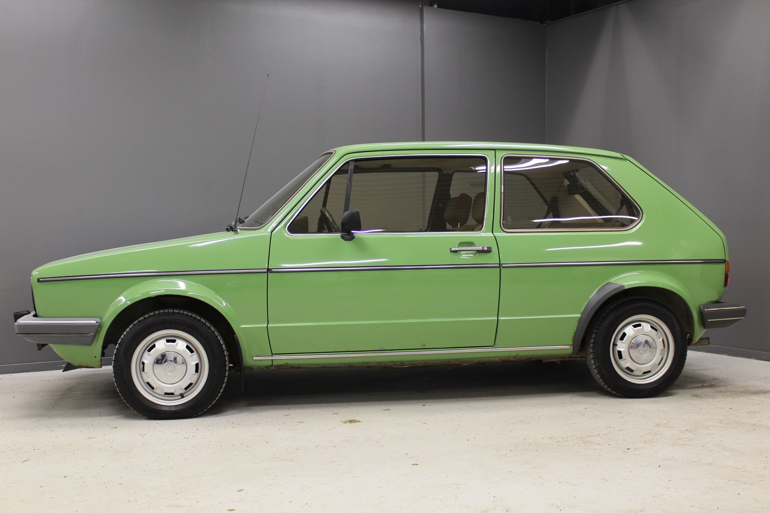 Volkswagen Golf 3-door 1.6 Manual, 75hp, 1981