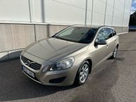 Volvo V60 D2 Kinetic /Drag/Värmare