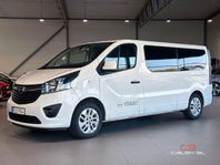 Opel Vivaro Kombi 2.9t BIturbo L2 9sits Drag Värm En Ägare