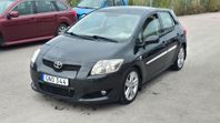 Toyota Auris 5-dörrar 2.2 D-CAT Euro 5 ny besiktigad