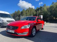 Volvo V60 D2 115hk Momentum Dragkrok Välservad Välvårdad