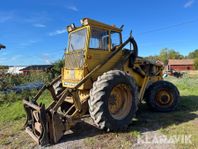 Baklastare Volvo BM LM 641 med redskap